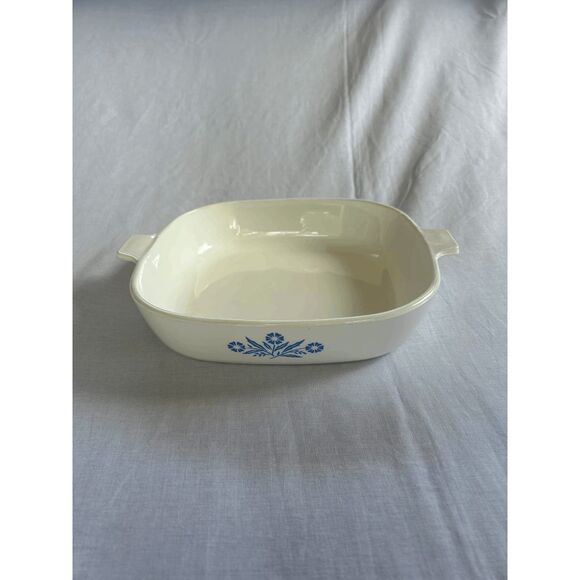 Corning Ware Blue Cornflower 1 Quart Casserole Baking Dish, No Lid - Picture 1 of 7